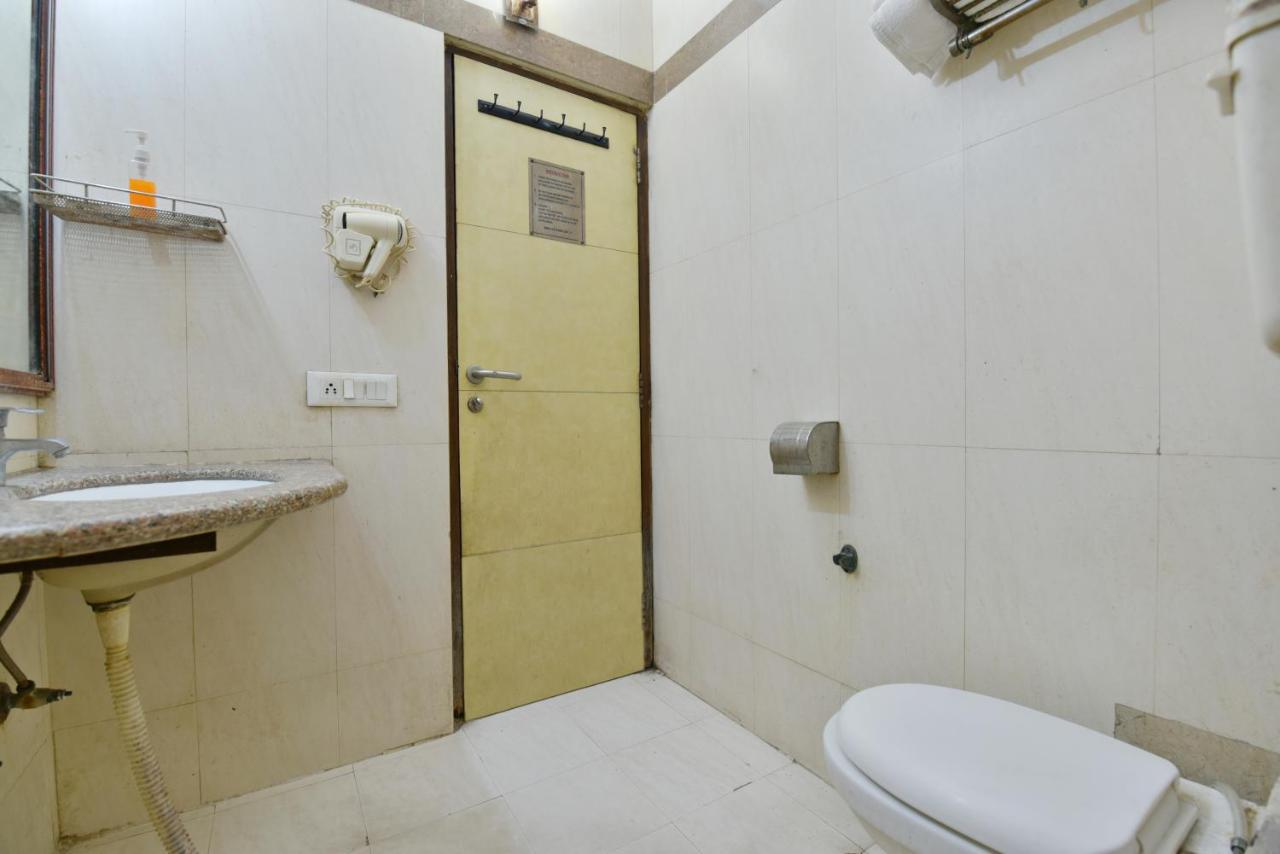 Hotel Revels By A1Rooms New Delhi Exterior photo