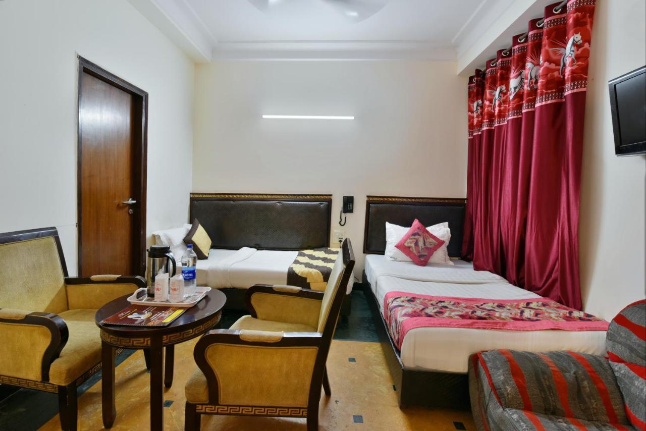 Hotel Revels By A1Rooms New Delhi Exterior photo