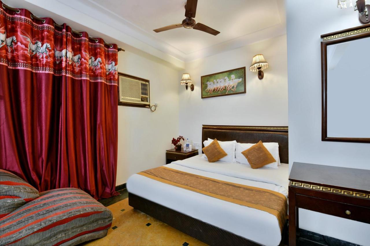 Hotel Revels By A1Rooms New Delhi Exterior photo