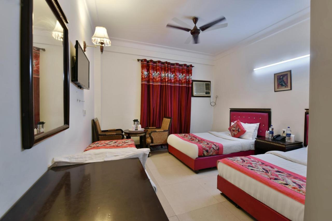Hotel Revels By A1Rooms New Delhi Exterior photo