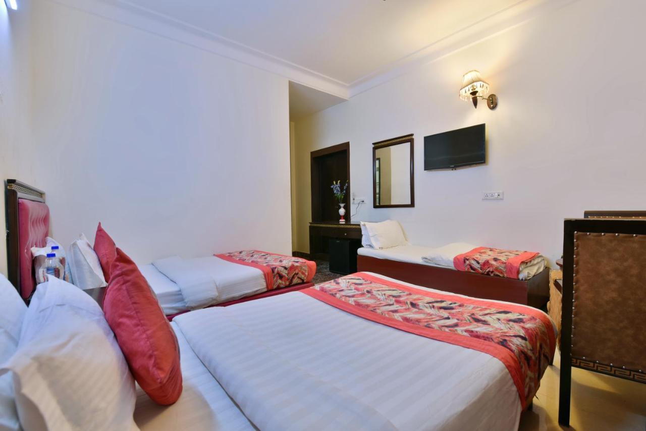 Hotel Revels By A1Rooms New Delhi Exterior photo